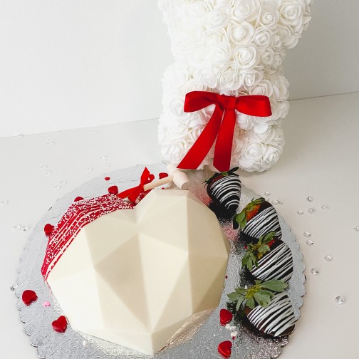 Breakable Chocolate Heart | Pam's Cakes - the Decorating Boutique